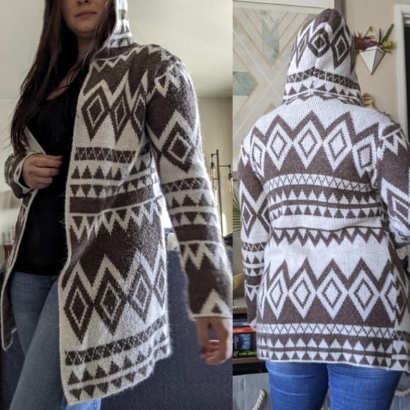 {Moda} Tribal Print Hooded Cardigan - Picture 2 of 6